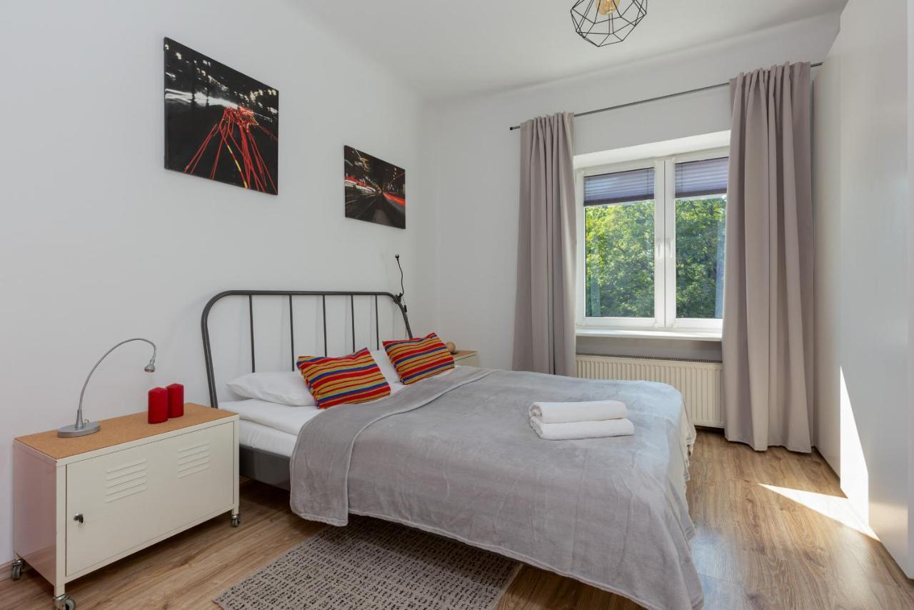 Apartment Bialobrzeska Warsaw By Noclegi Renters Luaran gambar