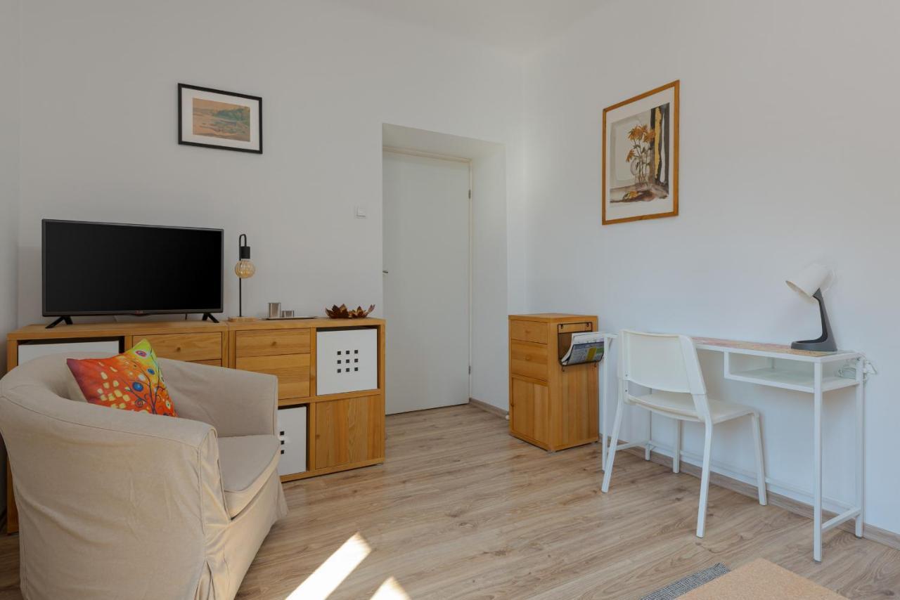 Apartment Bialobrzeska Warsaw By Noclegi Renters Luaran gambar